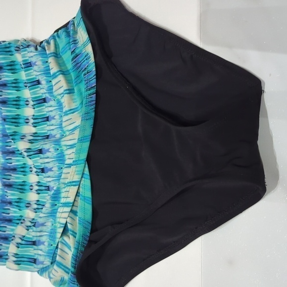 Christina  one piece swim suit - Picture 2 of 6